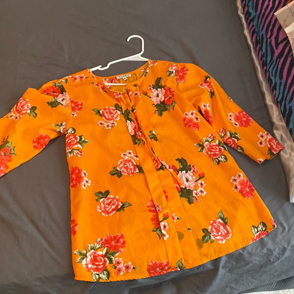 Medium shirt with orange and green and light red